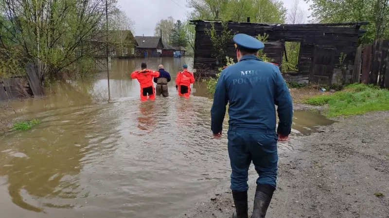 Ростехнадзор предупредил о предаварийном состоянии дамбы в Ростовской области